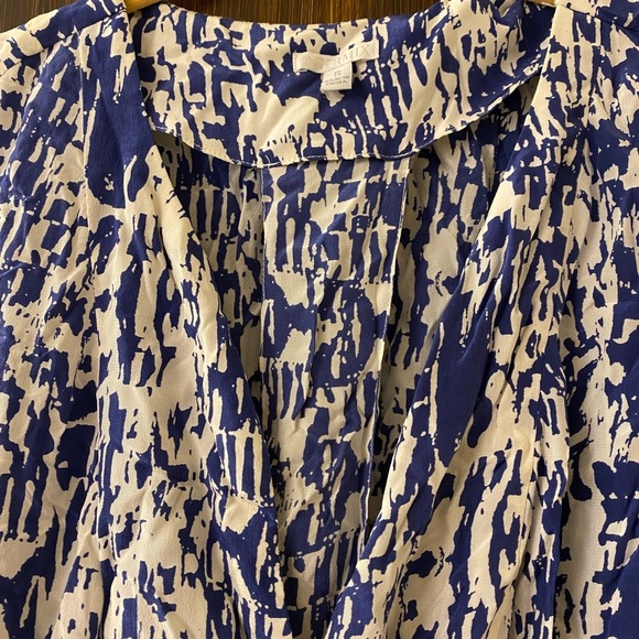 Intermix Silk Blue Print Long Sleeve Romper (6) - Picture 2 of 6